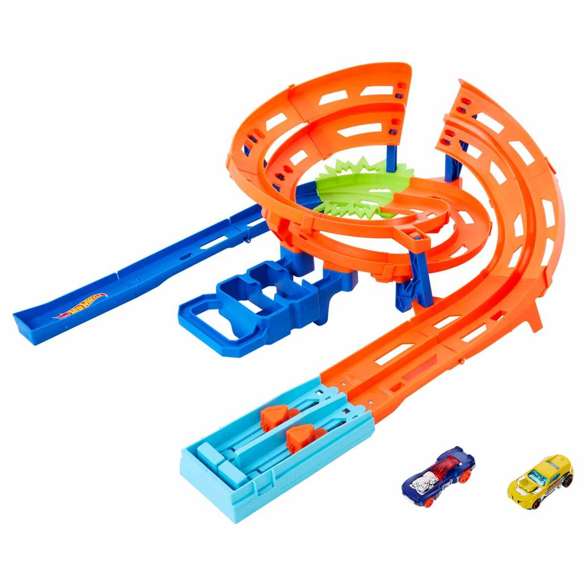 HOT WHEELS İKİLİ YARIŞ VE AKROBASİ PİSTİ HTK17